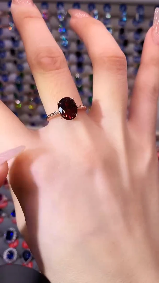 【闪购商品】石榴石戒指银S925镶嵌1111