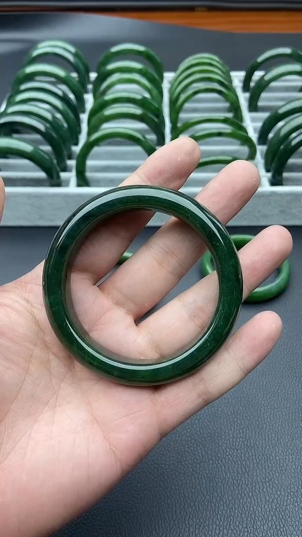 未镶嵌手镯和田玉（碧玉）76-57.8