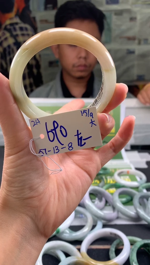 未镶嵌手镯翡翠左**左翡翠手镯 下单联系小耳机#24