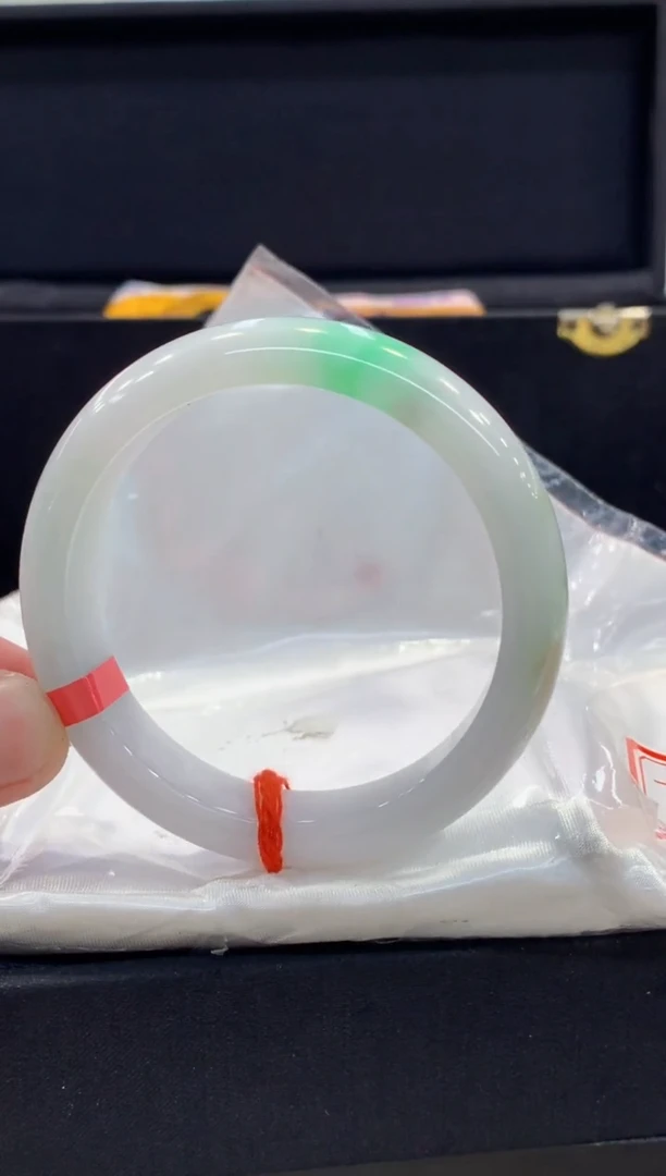 未镶嵌手镯翡翠翡翠手镯