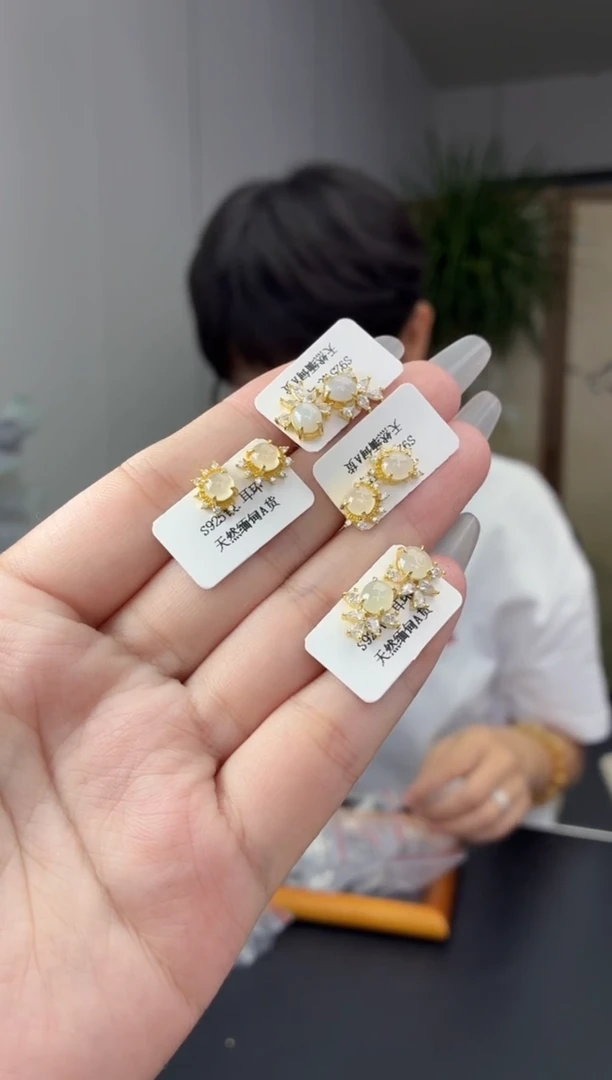 颈饰银S925镶嵌翡翠多样性发货发一件