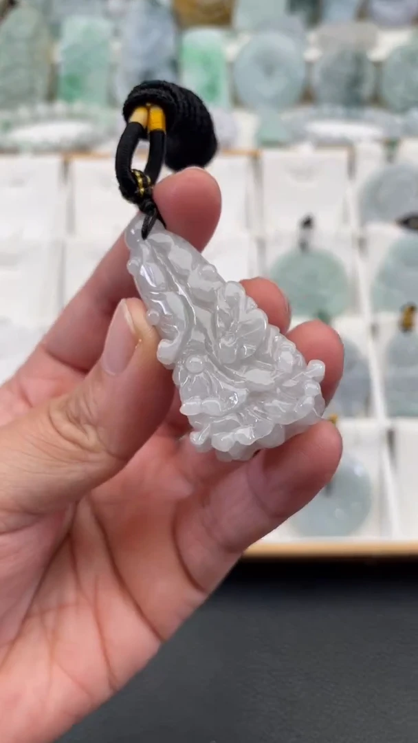 颈饰未镶嵌翡翠天然缅甸翡翠A货53