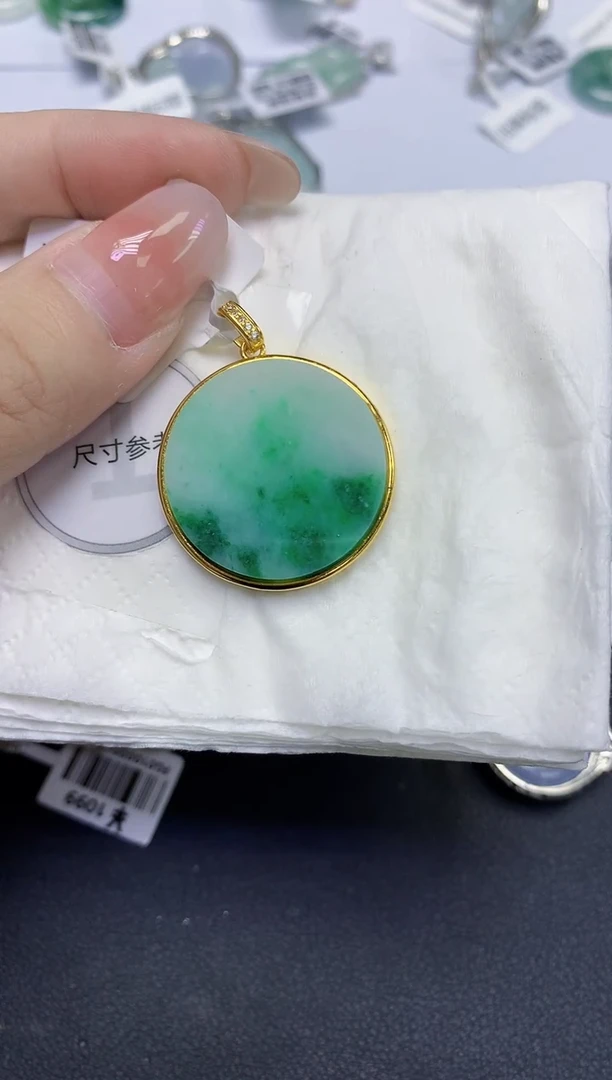 颈饰未镶嵌翡翠天然缅甸翡翠A货百元以上9元证书费自理