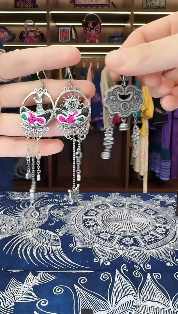 织绣44黔东南苗族刺绣