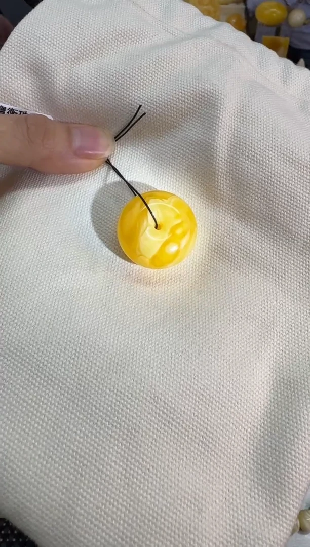 裸石琥珀未镶嵌宝衡 无双 焦皮橘底白花扣扣 手工制