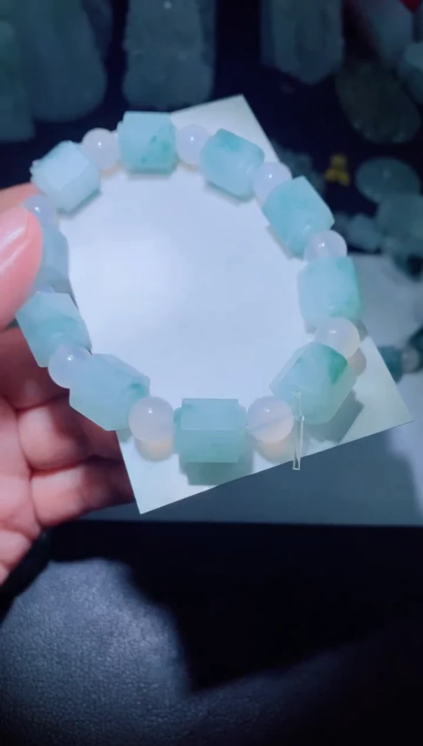 未镶嵌定制毛货定制翡翠漫**乡定制毛货02622