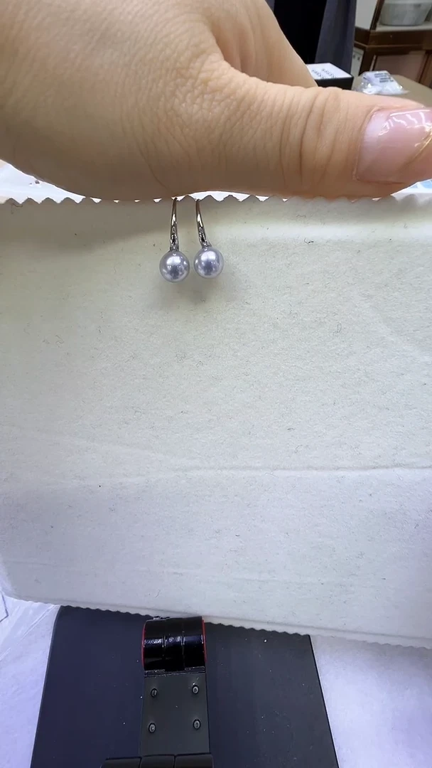 【闪购商品】海水珍珠耳饰18K金镶嵌真多麻耳钩