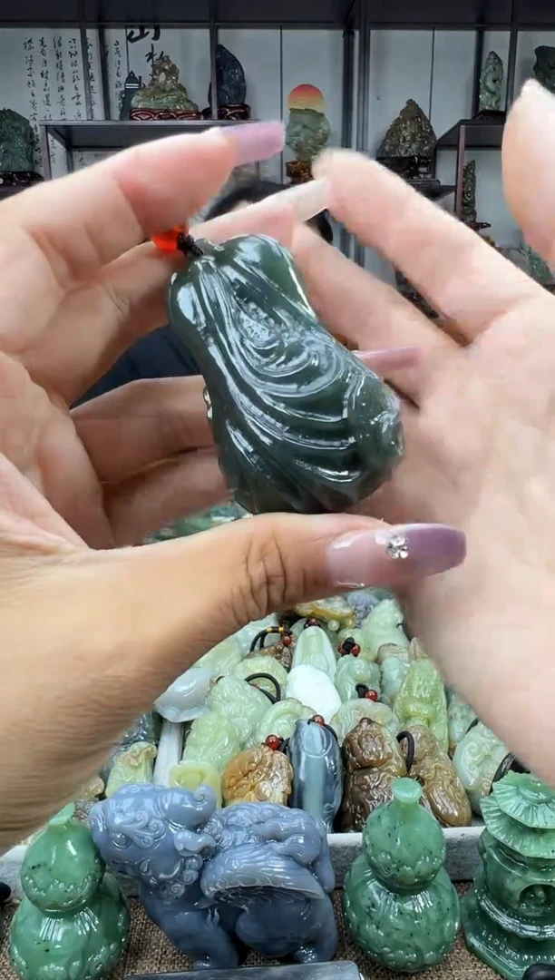 未镶嵌和田玉把件75