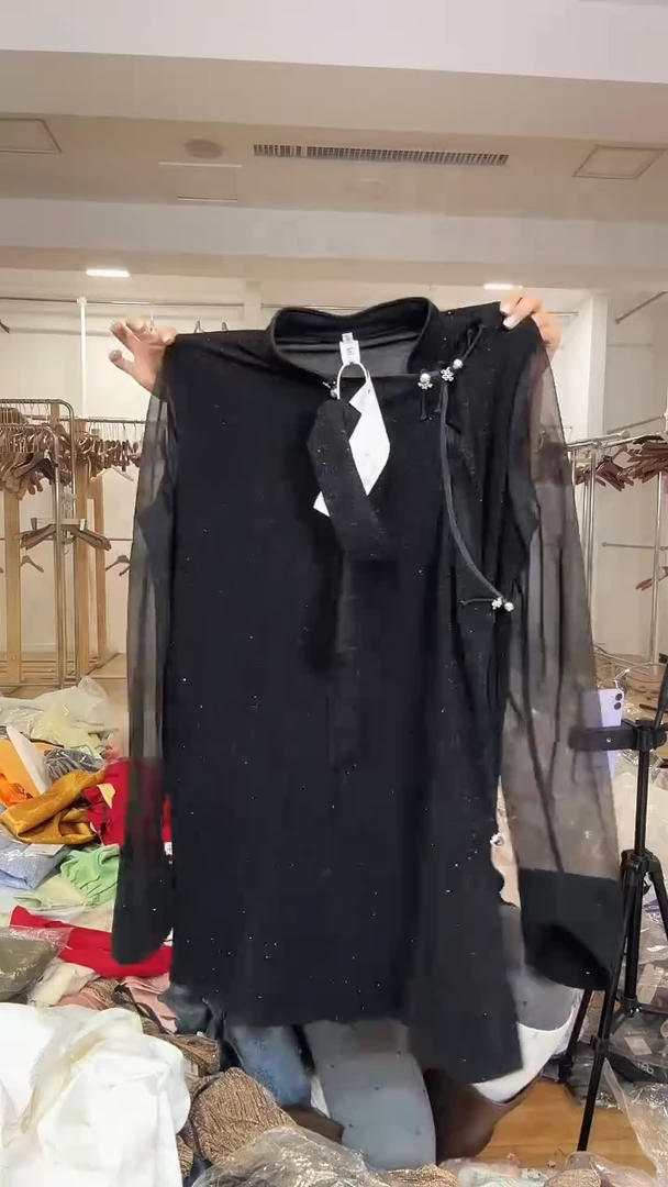 连衣裙       L码        130斤