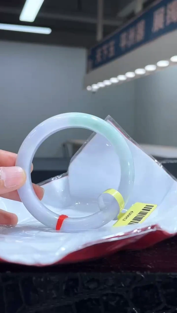 未镶嵌手镯翡翠15