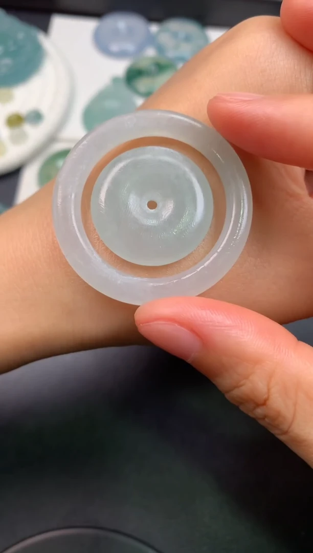 定制翡翠未镶嵌王*仔0852135369