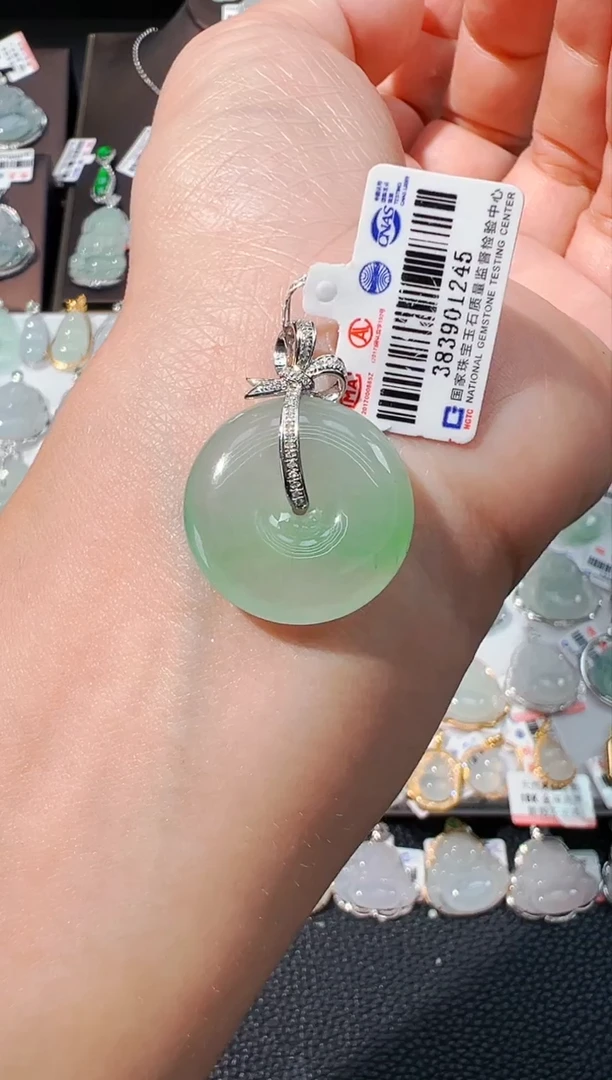 吊坠(不含链)18K金镶嵌翡翠平安扣吊坠1245