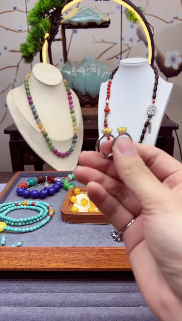 【闪购商品】水晶耳饰银S925镶嵌J59``````