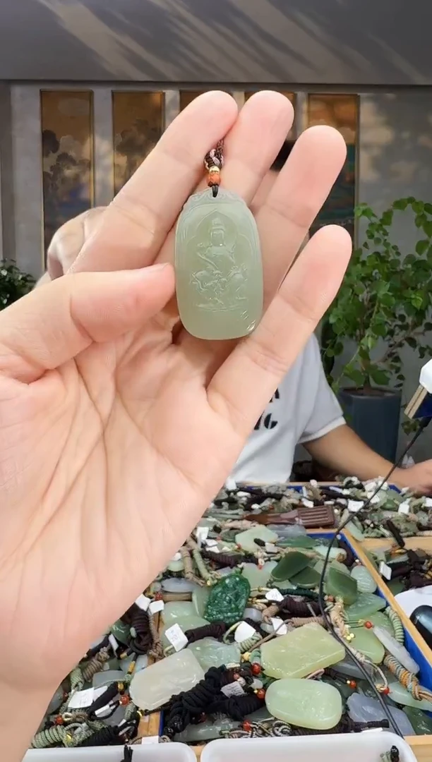 未镶嵌和田玉挂件拍一发一