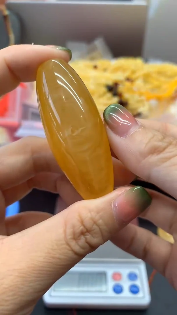 未镶嵌琥珀珠宝奇石2860