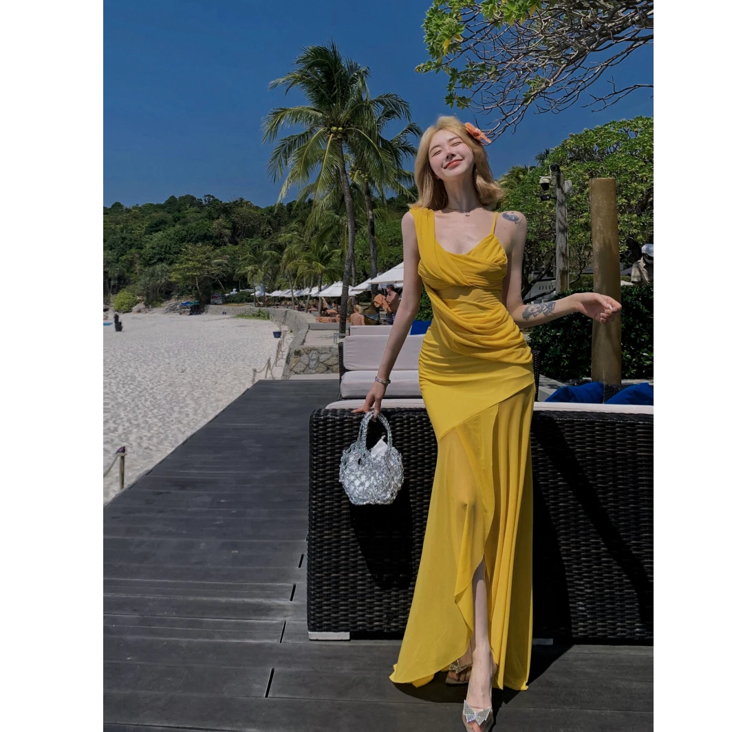 慵懒风高级设计感收腰显身材开衩连衣裙女清冷法式气质仙柔度假裙