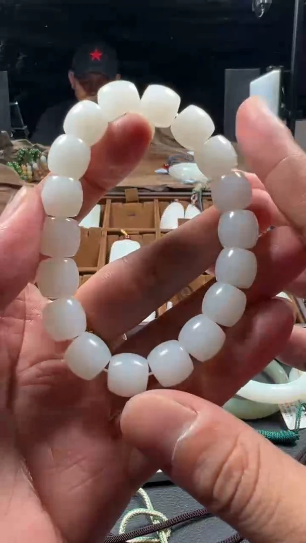 未镶嵌手链和田玉和田玉手串