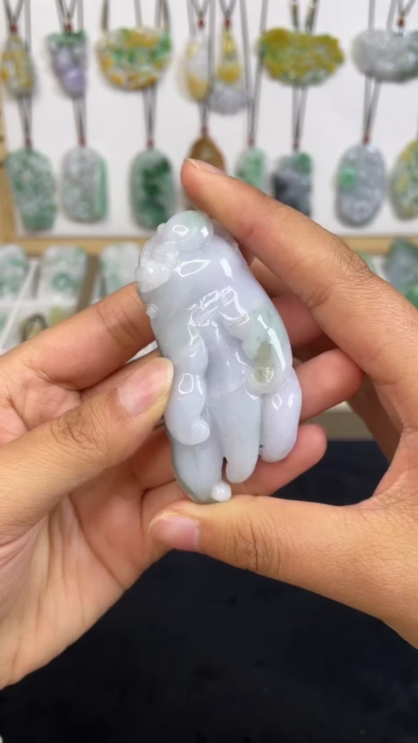 颈饰未镶嵌翡翠1