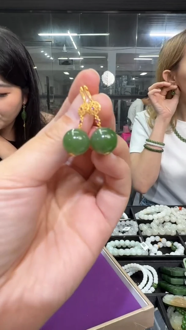 未镶嵌和田玉耳饰假一罚三