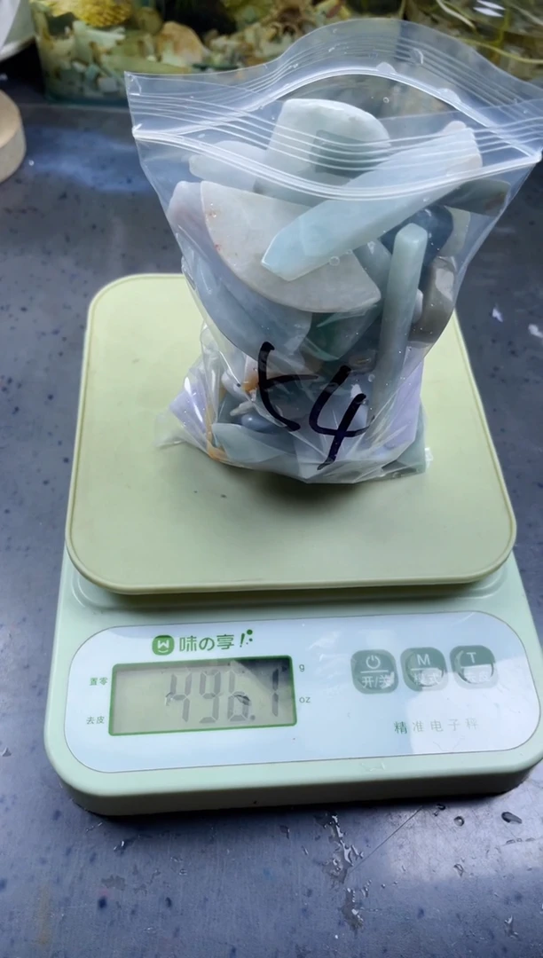 配石翡翠八***z天然翡翠中号500克54