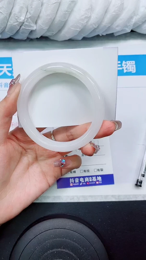 【闪购商品】石英质玉手镯未镶嵌S291-62/63