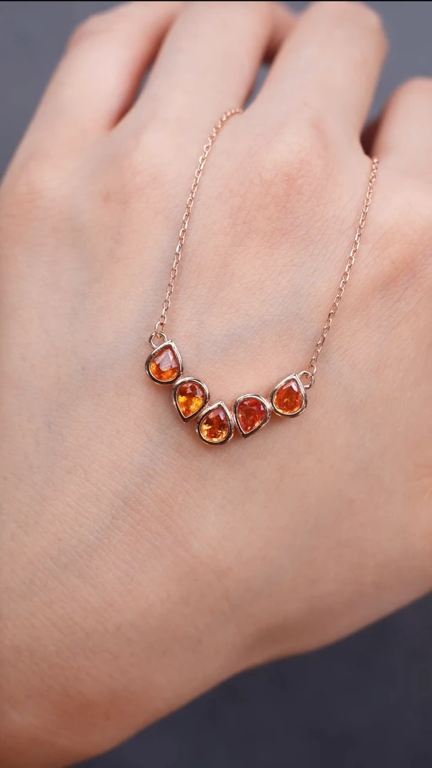 彩色蓝宝石颈饰银S925镶嵌颈饰