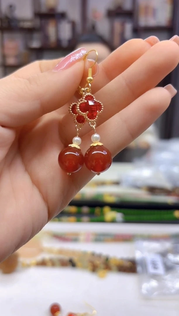 【闪购商品】玛瑙/玉髓耳坠14K金镶嵌E691