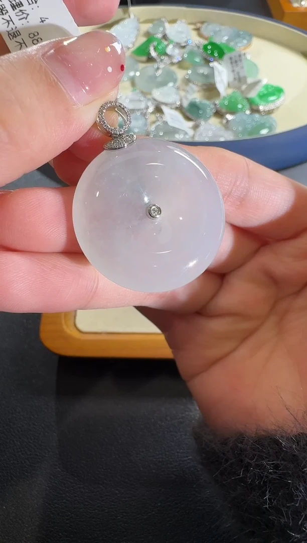 【闪购商品】翡翠吊坠(不含链)18K金镶嵌【源头工厂】钻石镶嵌