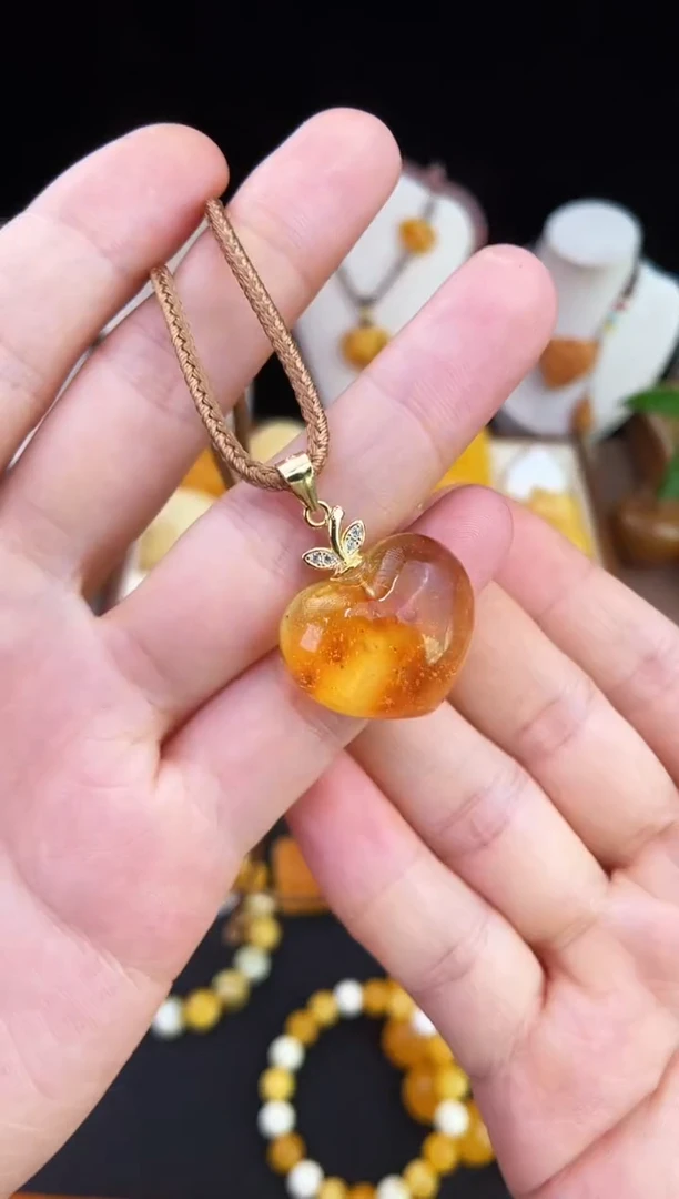 琥珀未镶嵌珠宝奇石柒月