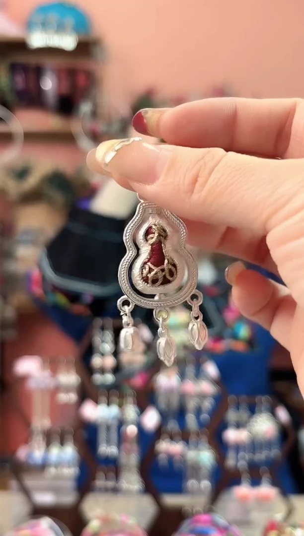 艺枝独绣手工饰品143