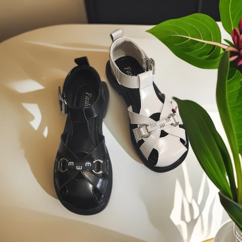 688-3 微罗马鞋休闲风时装一字式扣带时装凉鞋夏季高跟圆头