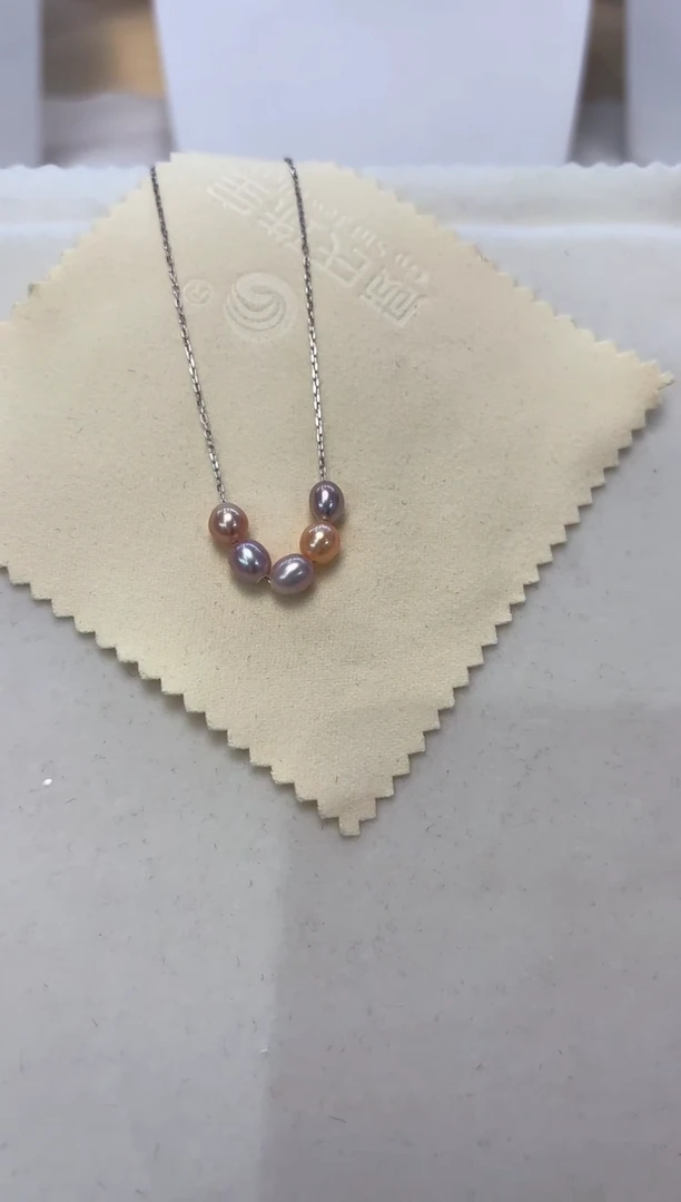 淡水珍珠银S925镶嵌吊坠(赠链)快**袋福利