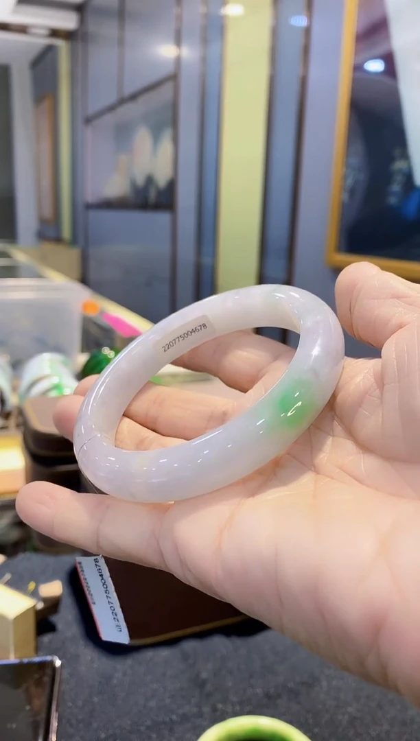 未镶嵌手镯翡翠翡翠手镯