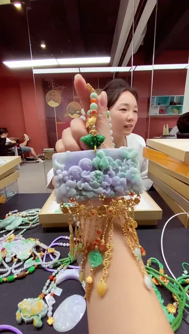 颈饰未镶嵌翡翠翡翠吊坠