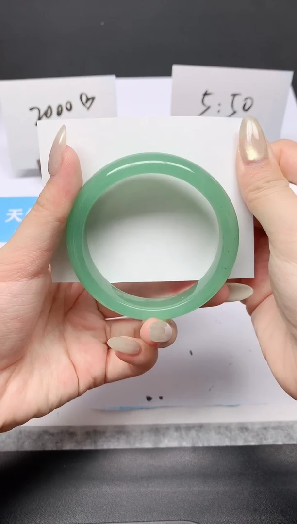 石英质玉手镯未镶嵌K41-56