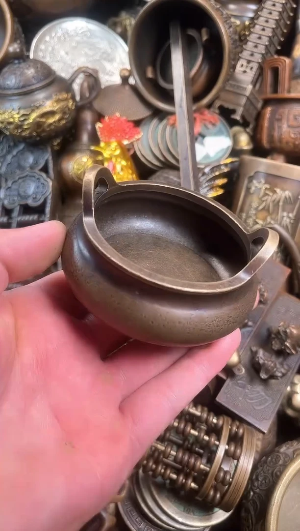 精美铜器点击下单