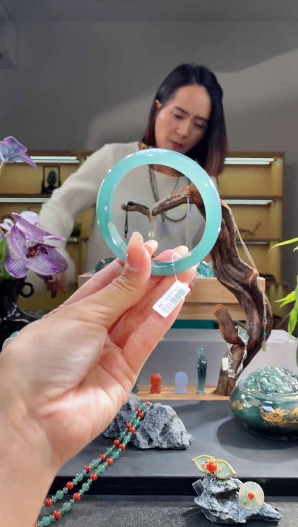 未镶嵌手镯翡翠55.5圈