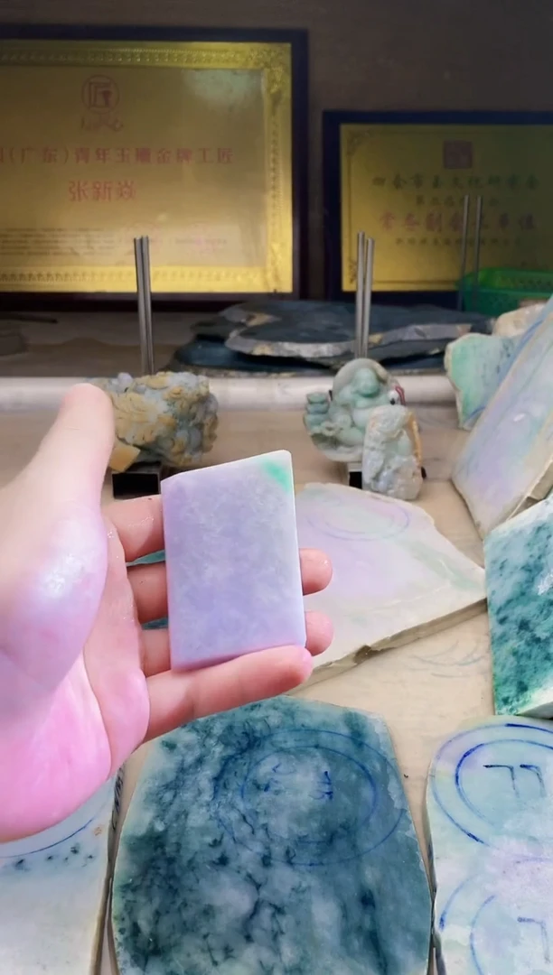 翡翠挂件未镶嵌A货张优4516