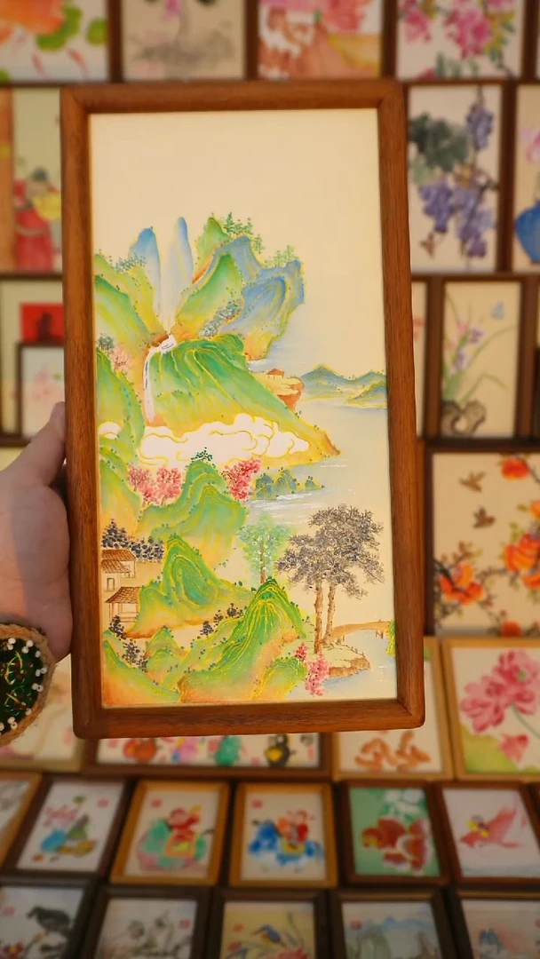 17*32实木框金碧山水