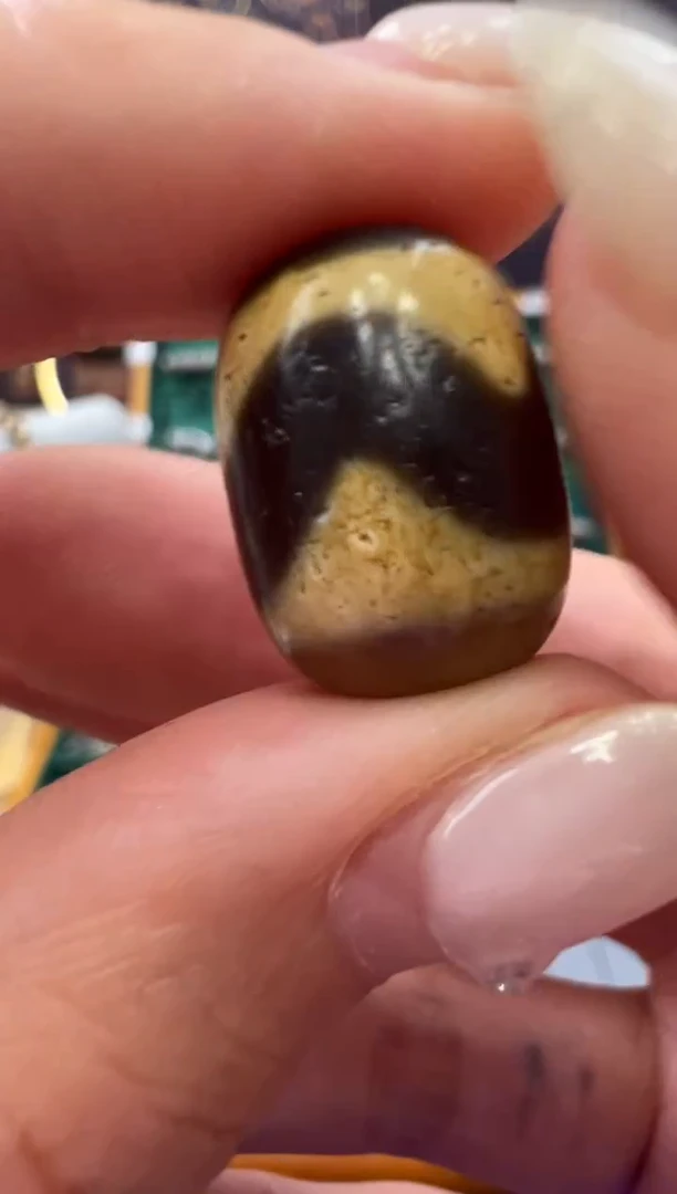 玛瑙/玉髓吊坠(不含链)未镶嵌84.（微瑕随机发货）