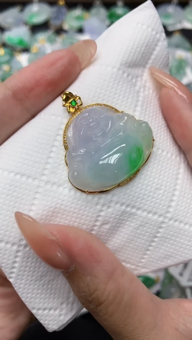 颈饰18K金镶嵌翡翠11111111111
