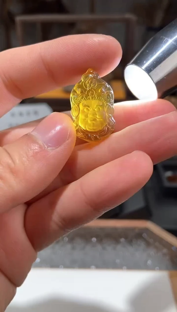 【闪购商品】琥珀颈饰未镶嵌黄财神