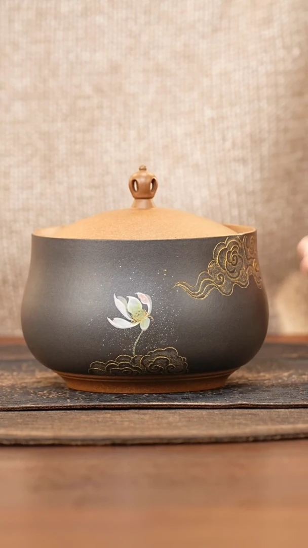 紫砂茶叶罐镂空钮清灰泥泥绘莲花描金刻祥云醒茶罐