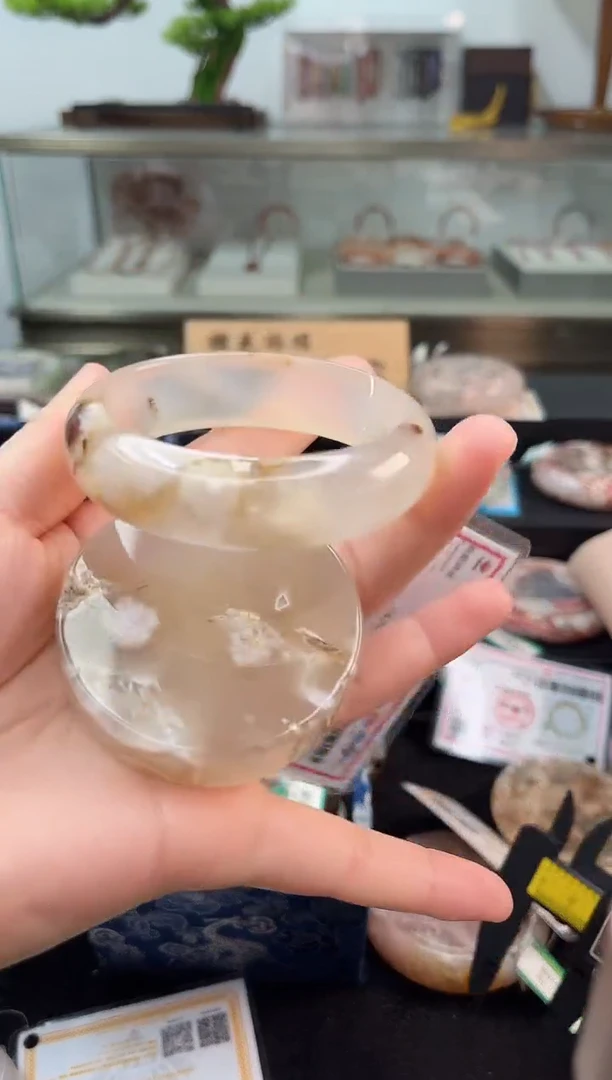 未镶嵌手镯石英质玉57圈口（赠品镯心）17768