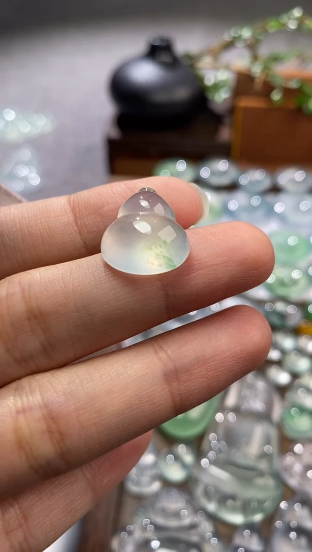 吊坠(不含链)未镶嵌翡翠葫芦