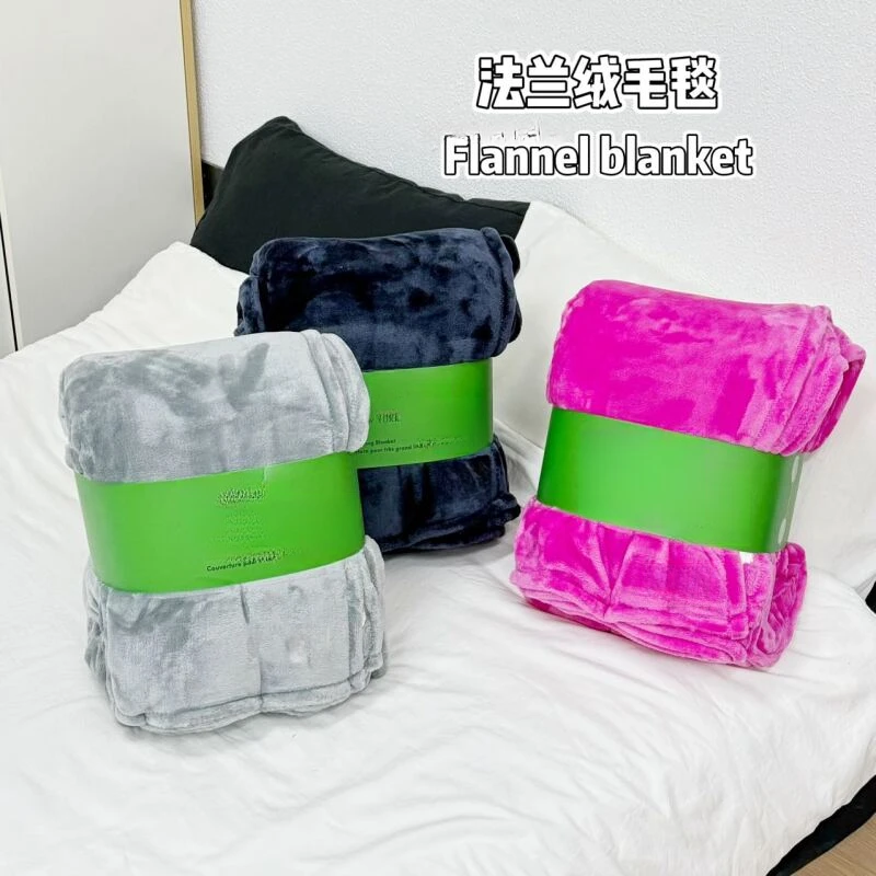 【欧美原单】法兰绒毛毯2.33米*2.48米