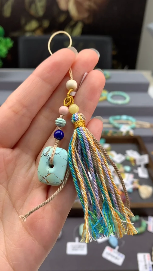 未镶嵌挂件南红玛瑙Q65