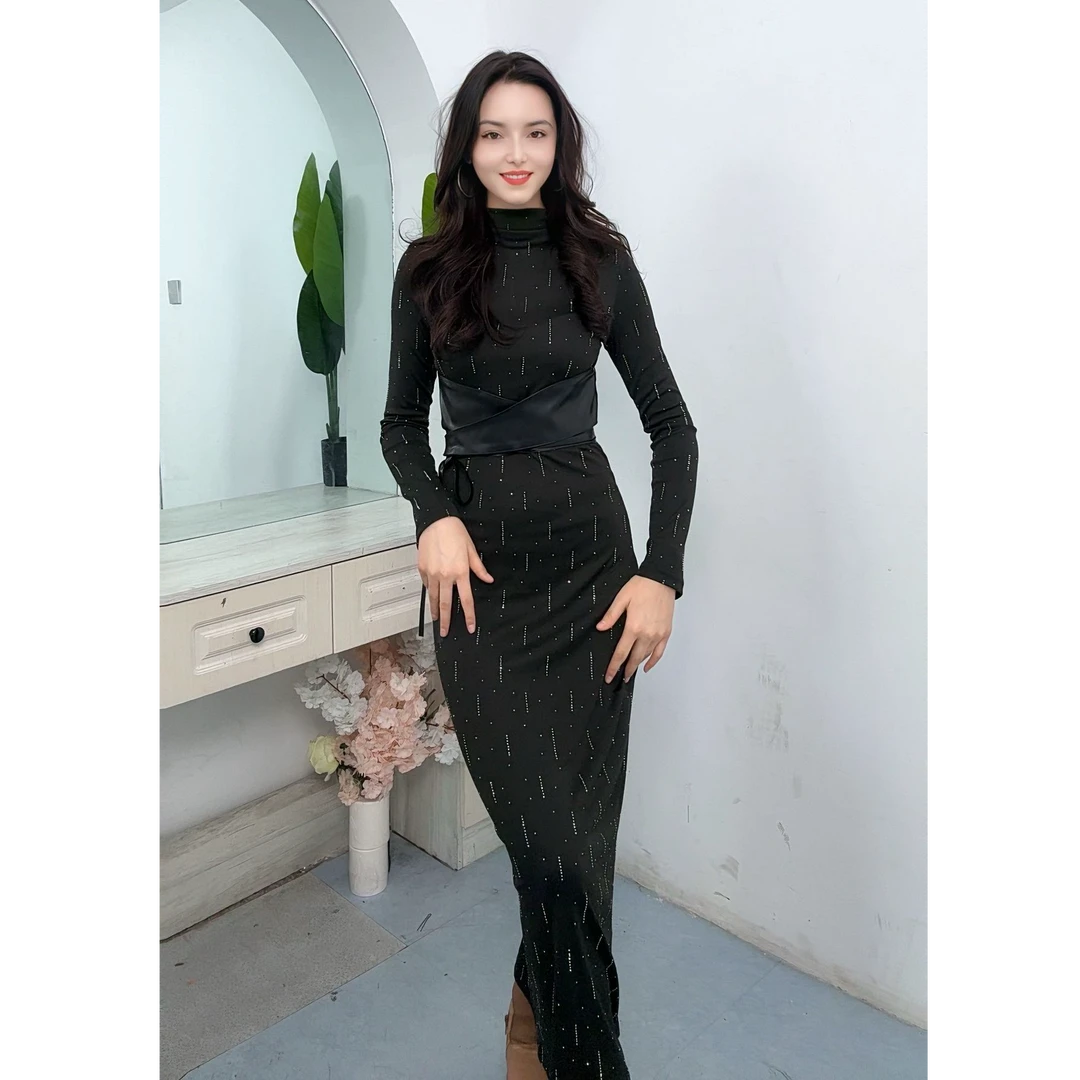 6688【温暖】一体腰带巧收腰烫钻女装连衣裙