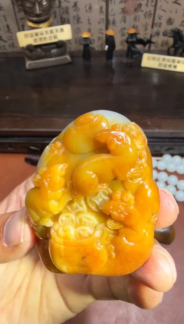 未镶嵌和田玉挂件和田玉