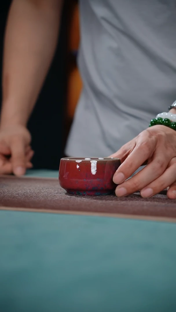 77-1带足禅定杯（炉钧釉）